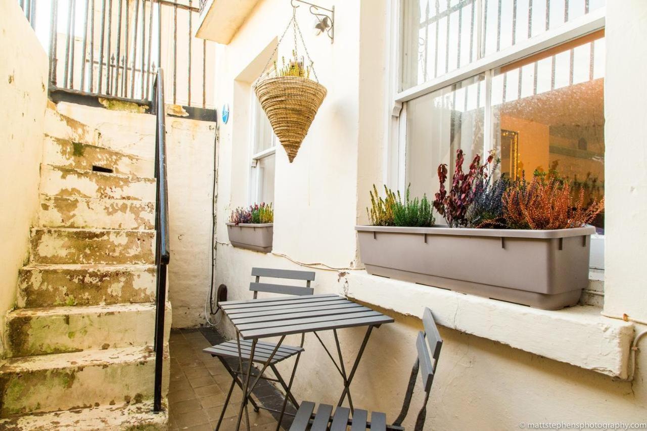 Seafront Apartment With Garden Brighton Exterior photo